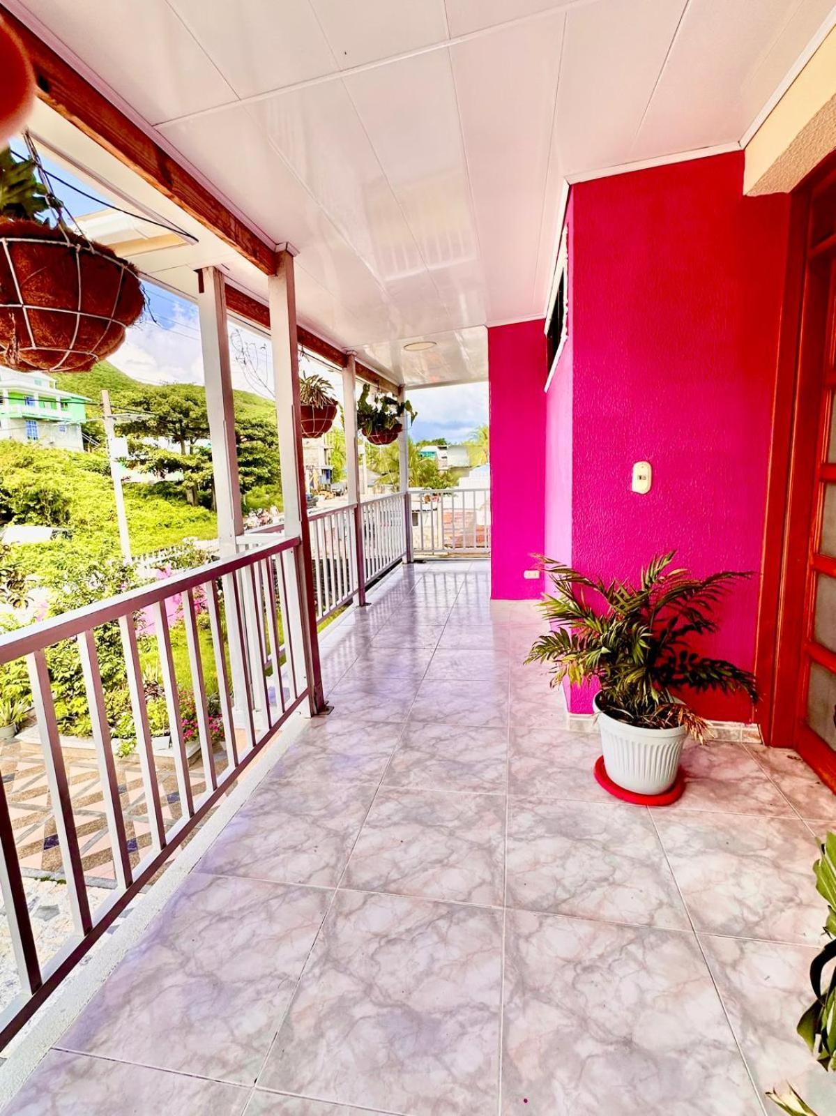 Posada Seven Colours Ocean Providencia  Extérieur photo